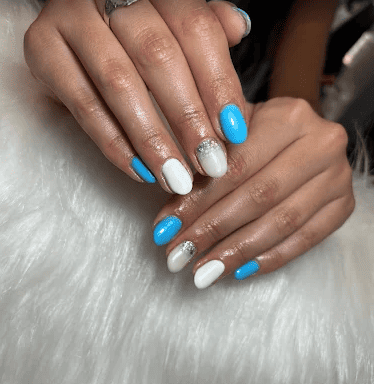 Uñas — trabajo real Peluquería Lucía Guadix