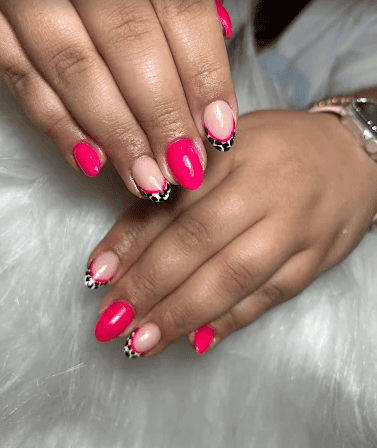 Uñas — trabajo real Peluquería Lucía Guadix
